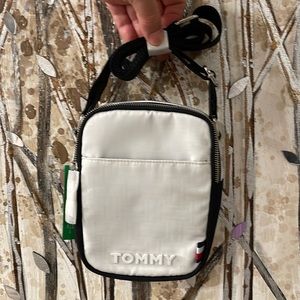 Tommy Hilfiger Jen Reporter Ghost FL Neoprene Stone One Size NEW!